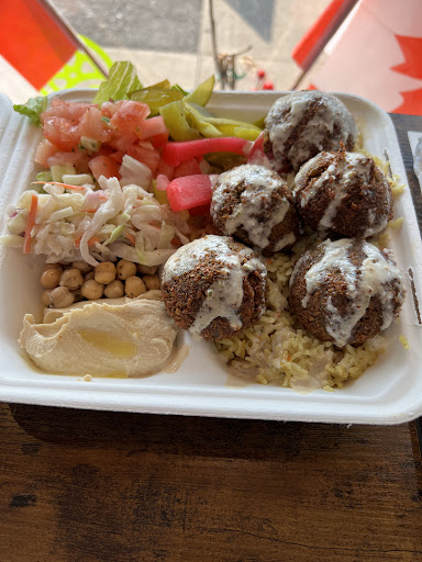 Photo of RG. Kitchen - 5054 Victoria Ave, Niagara Falls, ON L2E 4E1